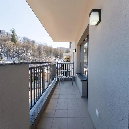 Mohost Noua 4 - Exclusive Retreat In Nature's Calm Apartment